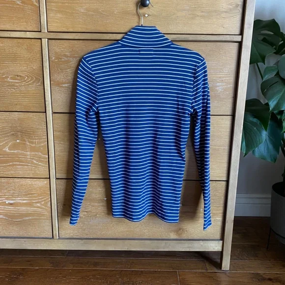 NWT J Crew Perfect-fit ribbed turtleneck with buttons in stripe Blue/White Small - Picture 3 of 6